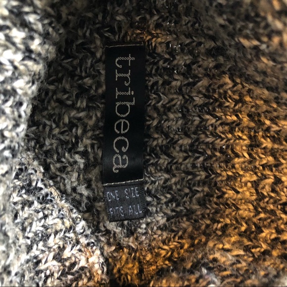 Tribeca turtleneck sweater, OSFA, Black and Tan - Picture 2 of 4